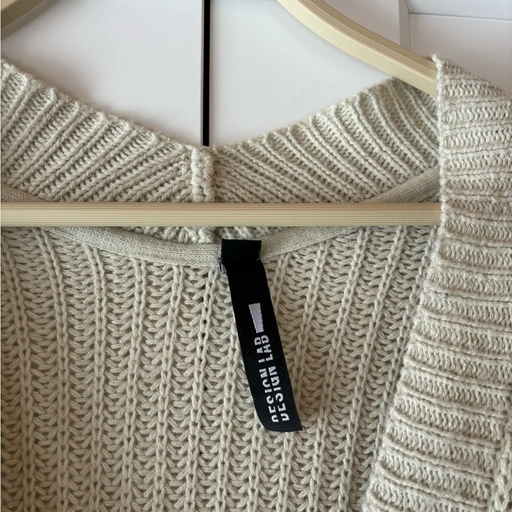 Design Lab Cardigan - Picture 2 of 3